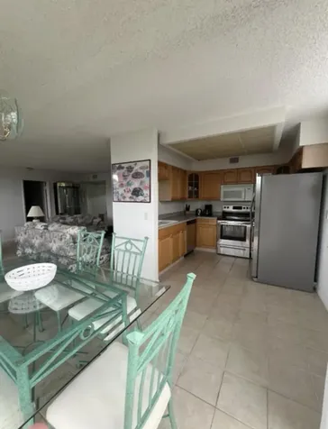 600 Egret Circle Delray Beach FL 33444