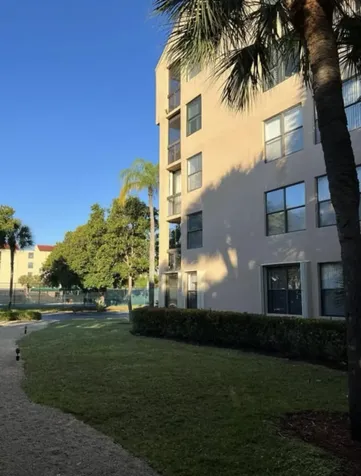 600 Egret Circle Delray Beach FL 33444