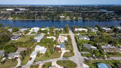 7220 Clarke Road Lake Clarke Shores FL 33406