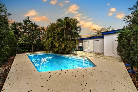 6260 Nw 19th Street Sunrise FL 33313