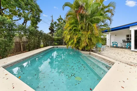 6260 Nw 19th Street Sunrise FL 33313