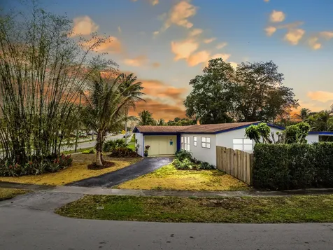 6260 Nw 19th Street Sunrise FL 33313