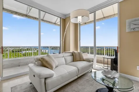 700 E Boynton Beach Boulevard Boynton Beach FL 33435