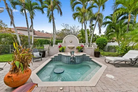 2395 Kemps Bay West Palm Beach FL 33411