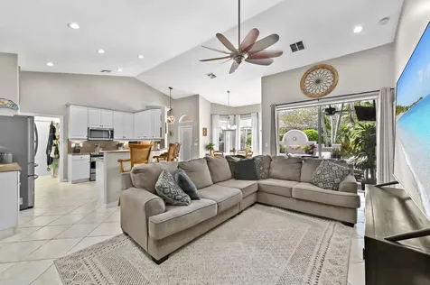 2395 Kemps Bay West Palm Beach FL 33411