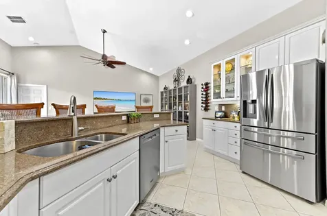 2395 Kemps Bay West Palm Beach FL 33411