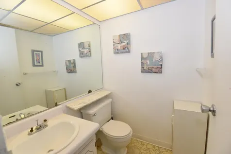 715 Saxony O Delray Beach FL 33446