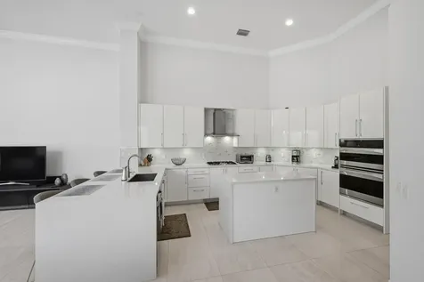 5006 Nw 24th Circle Boca Raton FL 33431
