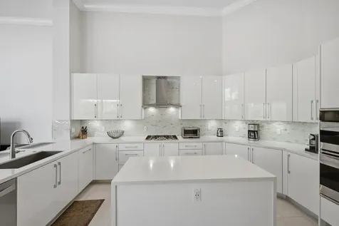 5006 Nw 24th Circle Boca Raton FL 33431