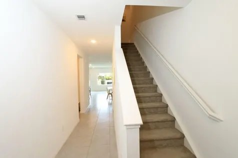 656 Ne Waters Edge Lane Port Saint Lucie FL 34983