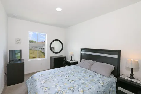 656 Ne Waters Edge Lane Port Saint Lucie FL 34983