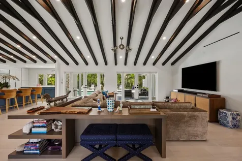 509 Par Court North Palm Beach FL 33408