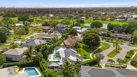 509 Par Court North Palm Beach FL 33408