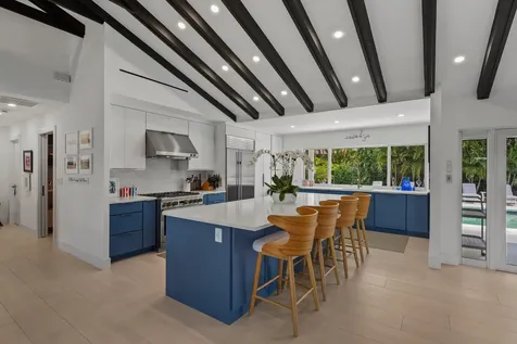 509 Par Court North Palm Beach FL 33408