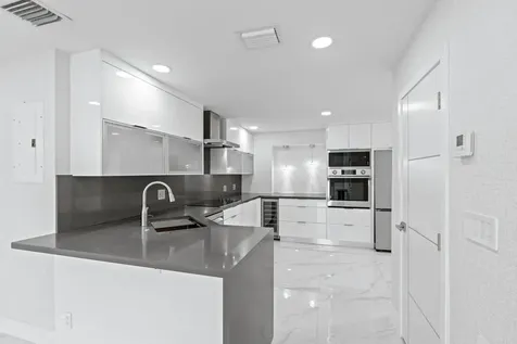 5341 N Andrews Avenue Oakland Park FL 33309