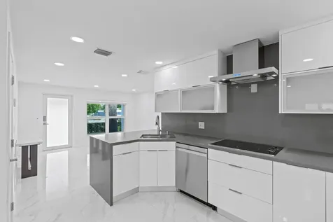 5341 N Andrews Avenue Oakland Park FL 33309