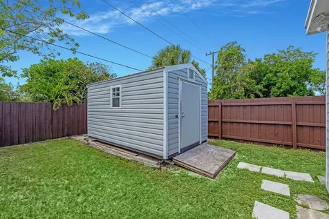 5341 N Andrews Avenue Oakland Park FL 33309