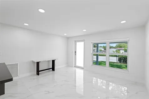 5341 N Andrews Avenue Oakland Park FL 33309