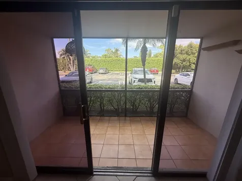617 Sea Pine Way Greenacres FL 33415