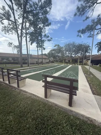 617 Sea Pine Way Greenacres FL 33415