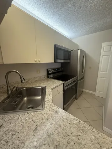 617 Sea Pine Way Greenacres FL 33415