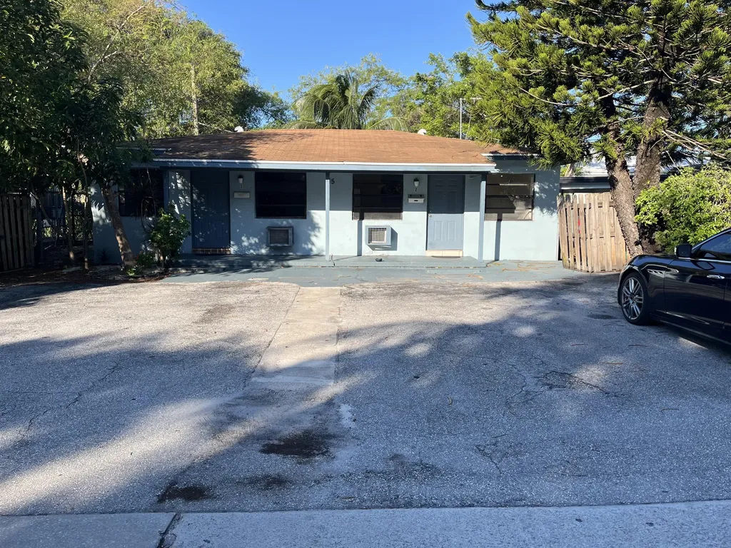 115 N A Street Lake Worth Beach FL 33460