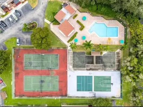 10343 Greenhouse Road Pembroke Pines FL 33026