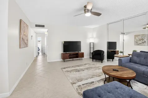 173 Flanders D Delray Beach FL 33484