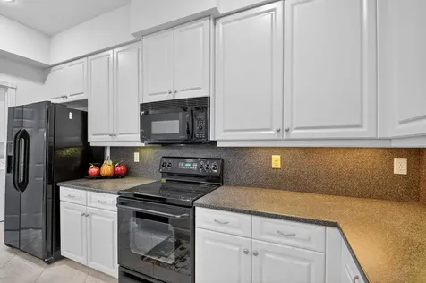 8046 Via Grande Boynton Beach FL 33437