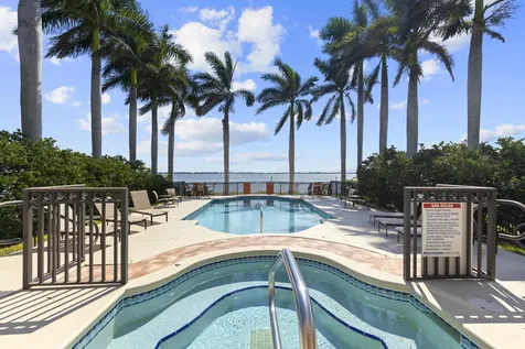 1533 Ne Outrigger Landings Drive Jensen Beach FL 34957