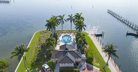 1533 Ne Outrigger Landings Drive Jensen Beach FL 34957