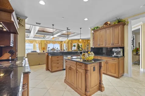 1533 Ne Outrigger Landings Drive Jensen Beach FL 34957