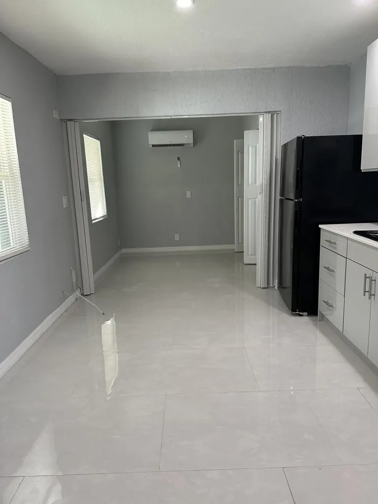 4671 Sunset Lane West Palm Beach FL 33415