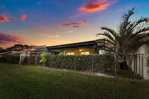 7587 Solimar Circle Boca Raton FL 33433