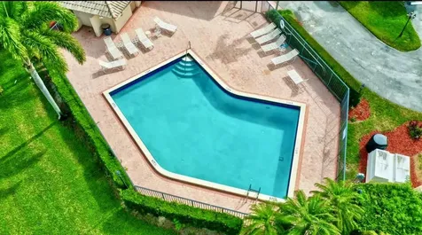 7587 Solimar Circle Boca Raton FL 33433
