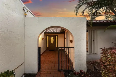 7587 Solimar Circle Boca Raton FL 33433
