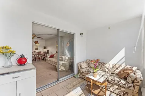 2191 Ne 1st Court Boynton Beach FL 33435