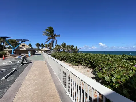 2191 Ne 1st Court Boynton Beach FL 33435