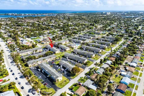 2191 Ne 1st Court Boynton Beach FL 33435