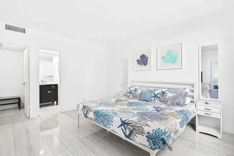 4001 S Ocean Drive Hollywood FL 33019