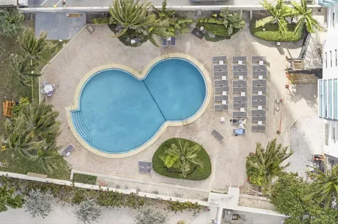 4001 S Ocean Drive Hollywood FL 33019