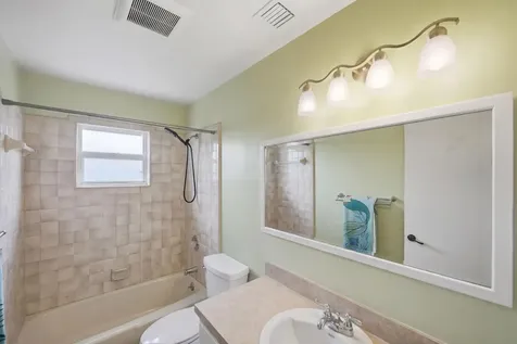 798 Sw Carmelite Street Port Saint Lucie FL 34983