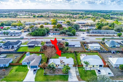 798 Sw Carmelite Street Port Saint Lucie FL 34983