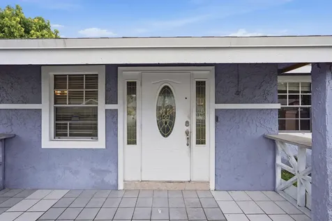 1301 Sw 75th Avenue North Lauderdale FL 33068