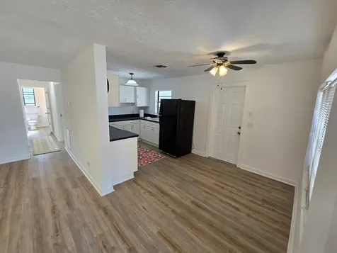 1955 10th Place Vero Beach FL 32960