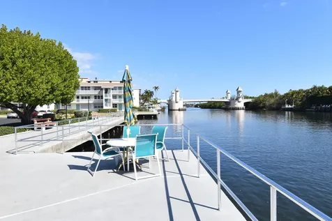 150 Horizons Boynton Beach FL 33435