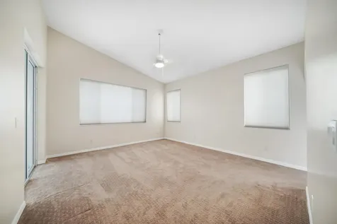 556 Sw Saint Georges Bay Port Saint Lucie FL 34986