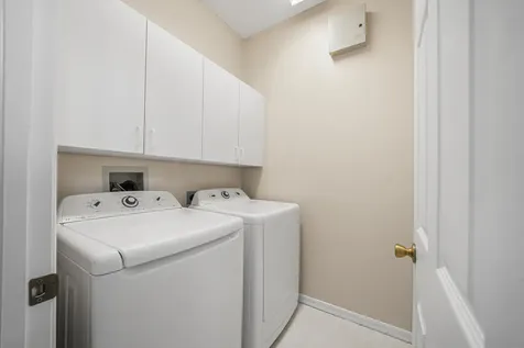 556 Sw Saint Georges Bay Port Saint Lucie FL 34986
