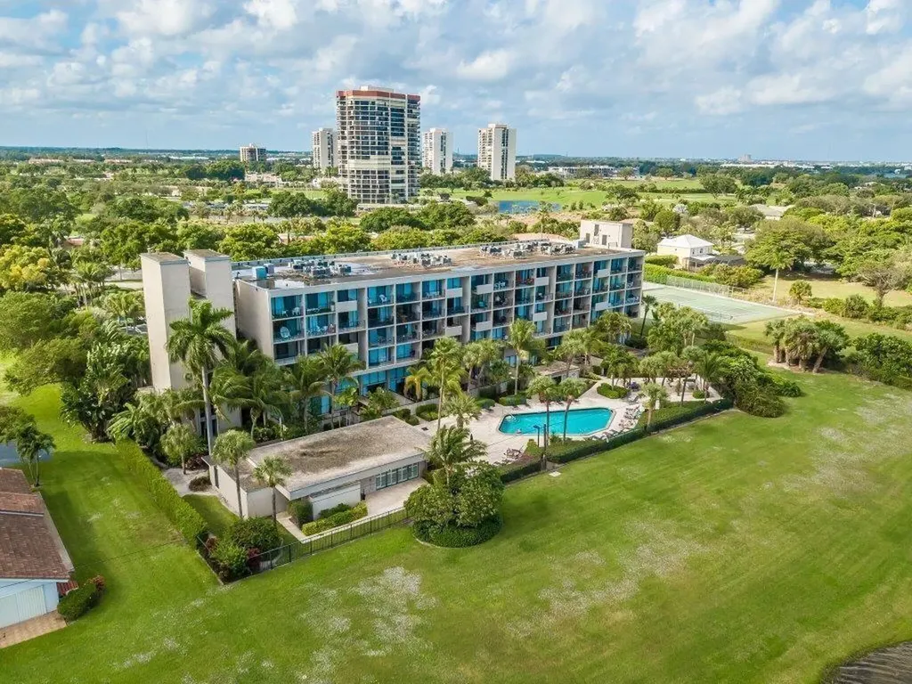 1830 Embassy Drive West Palm Beach FL 33401