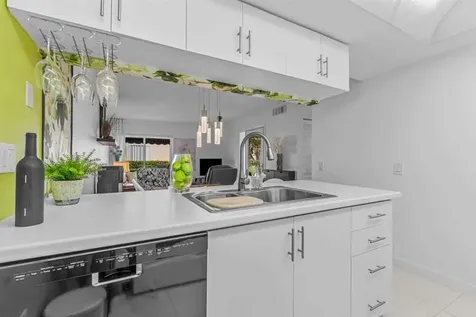 154 Waterside Drive Hypoluxo FL 33462
